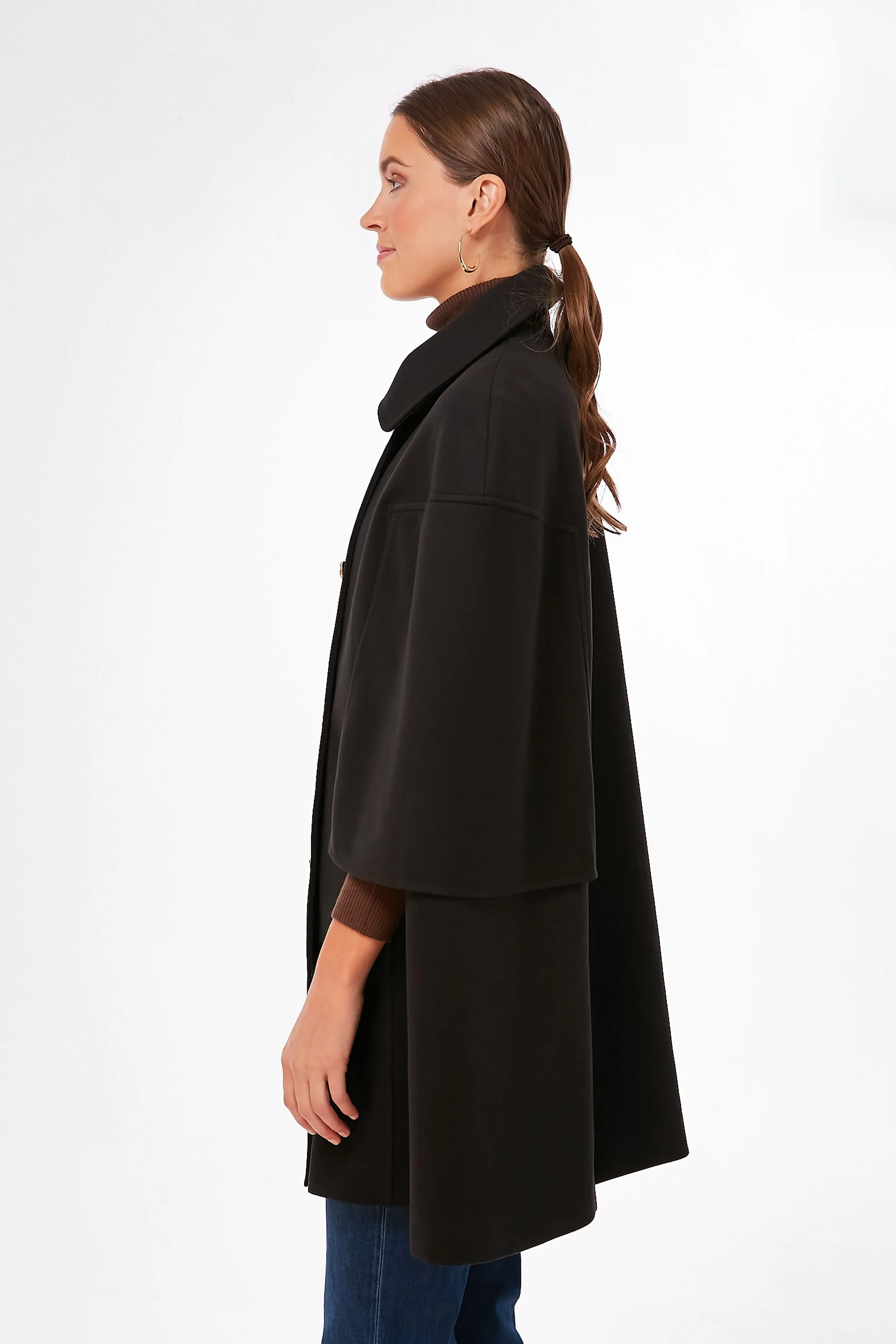 Black India Cape