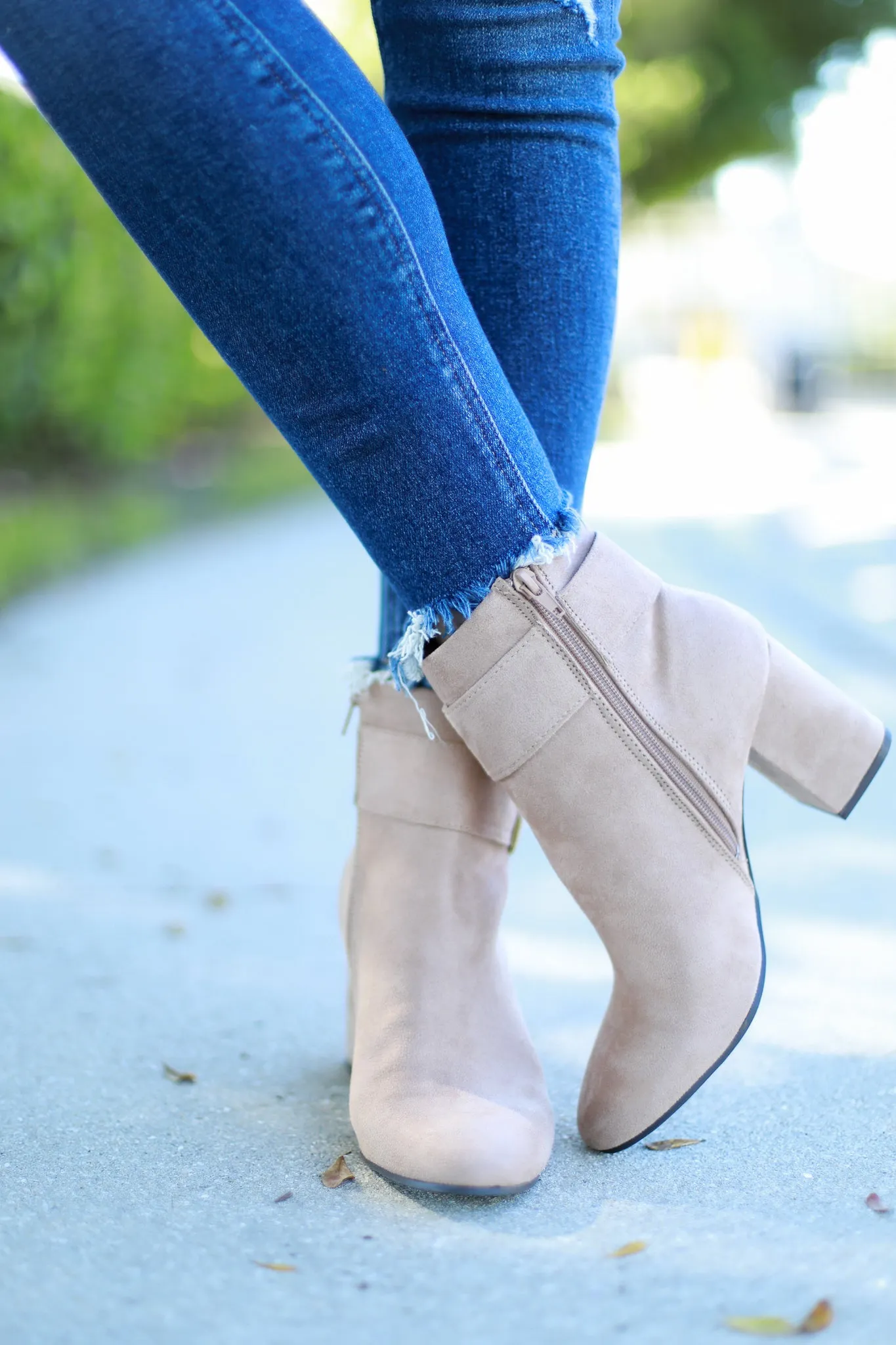 Buckle Bootie Warm Taupe