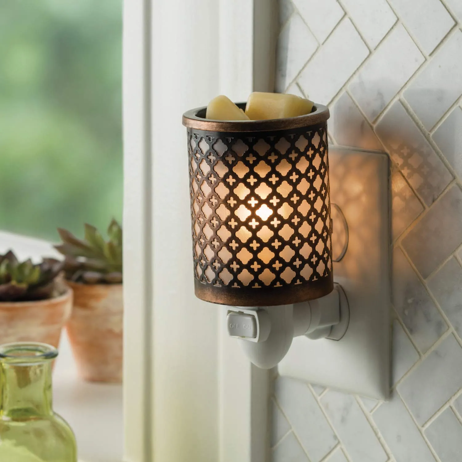 Candle Warmers Etc. Pluggable Wax Warmer, Fragrance Releasing Decorative Plug-In Nightlight Warmer, Moroccan Metal