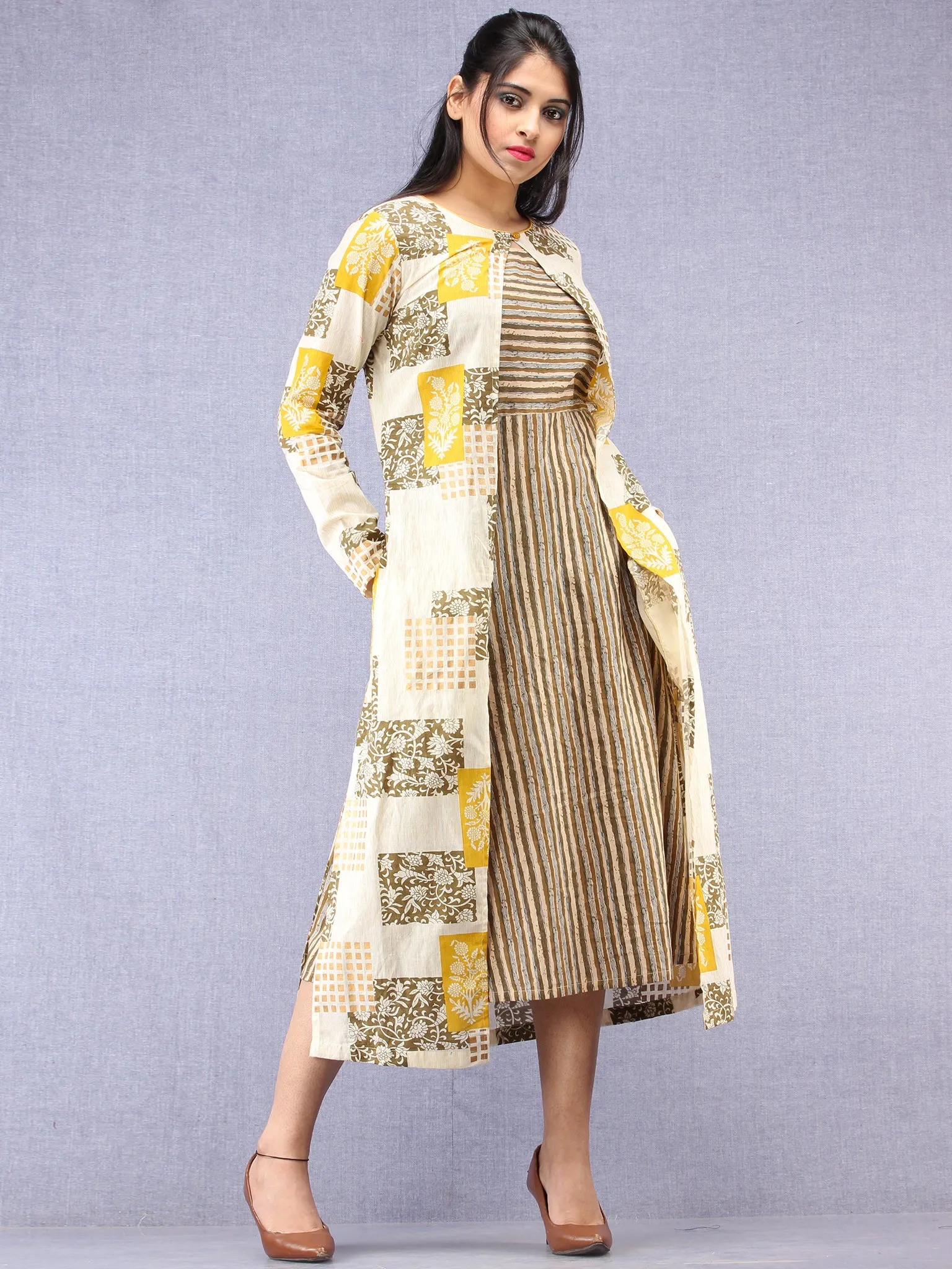 Nazan - Block Printed Cotton Middi Dress With Tunic & Cape - D393F2015