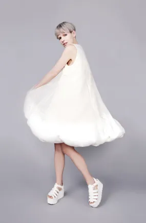 Polystyrene ball Interactive "Elliot" Dress