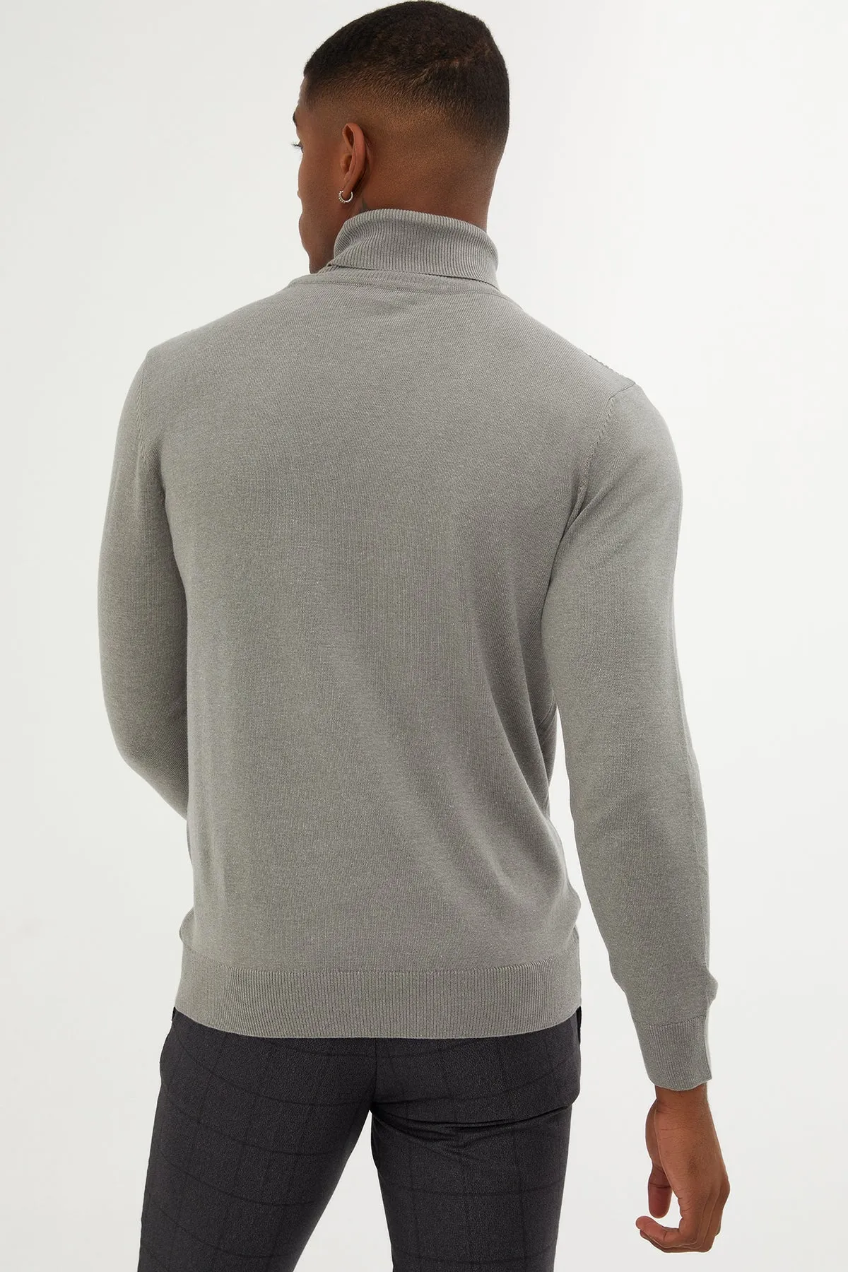 Regular Fit Patterned Cotton Blend Khaki Turtleneck Sweater, Gray Melange