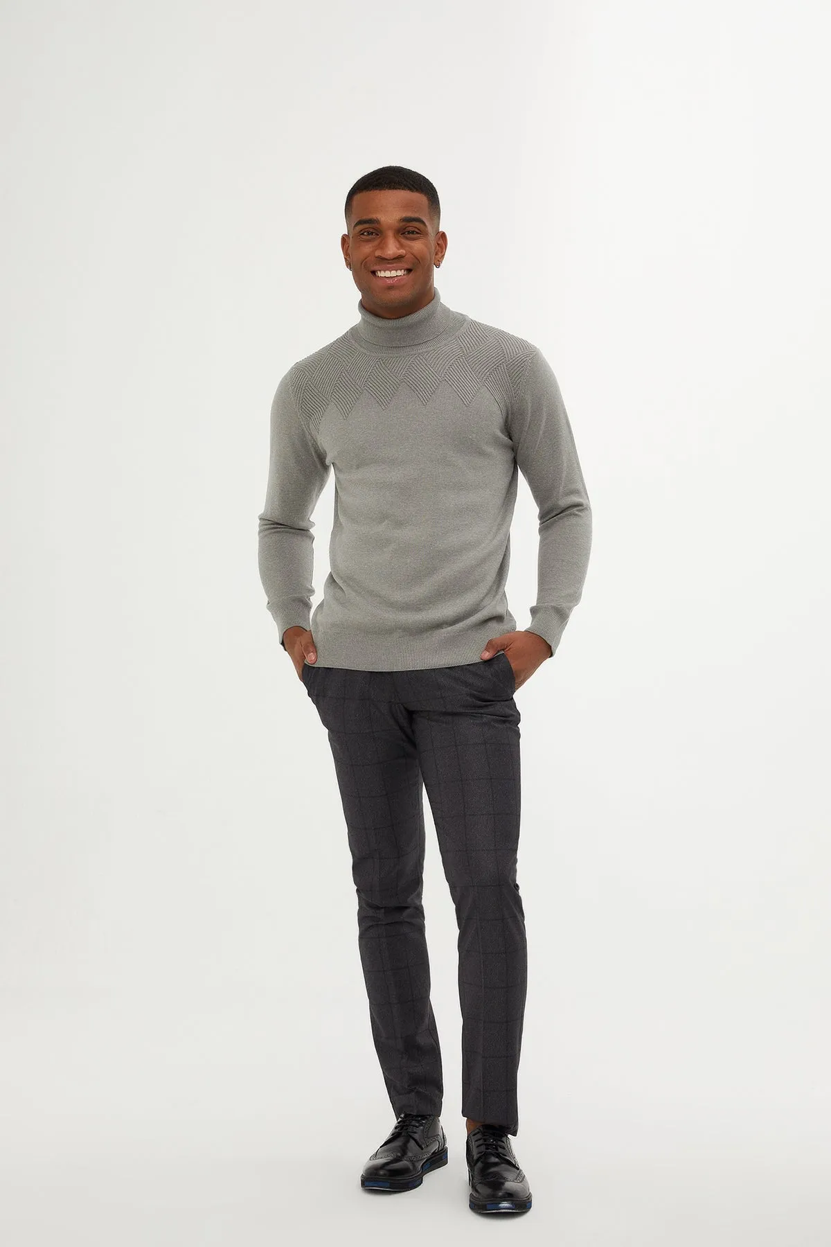 Regular Fit Patterned Cotton Blend Khaki Turtleneck Sweater, Gray Melange