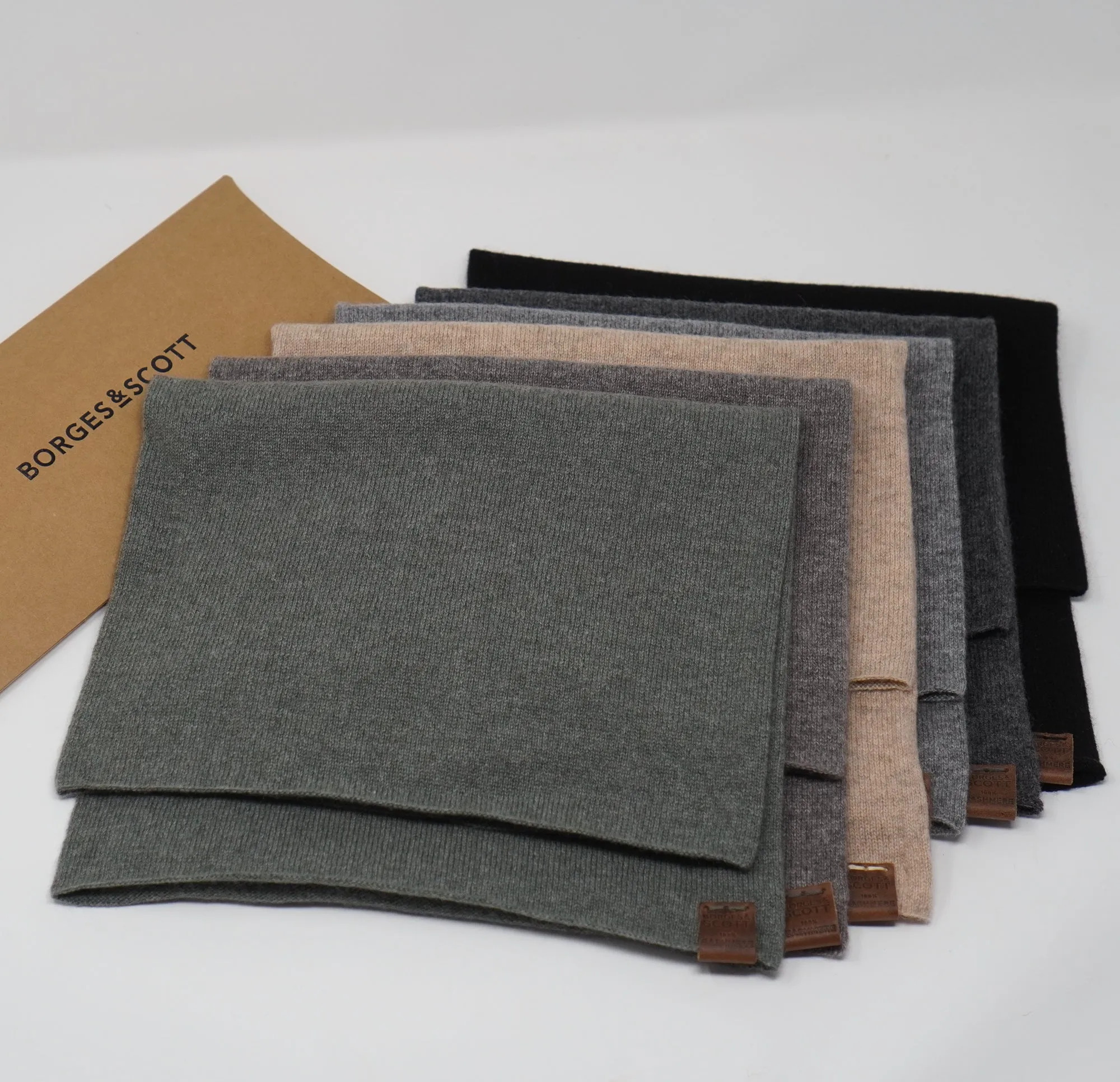 The St Anton - 100% Cashmere Snood - Neck Gaiter / Snood